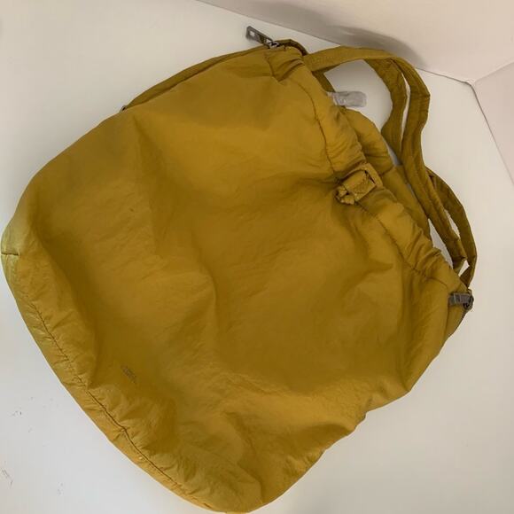 Vince Camuto Harlo Backpack Olive oil colorway washable nylon convertible bag - Picture 5 of 13